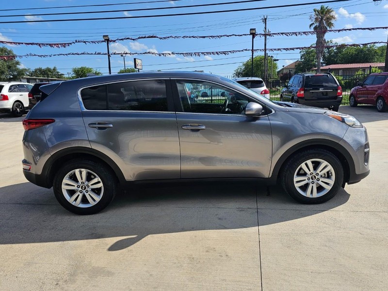Kia Sportage Vehicle Image 08