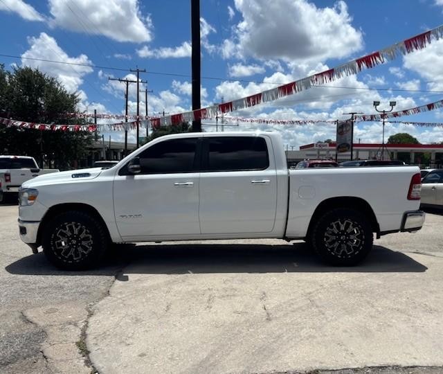 Ram 1500 Vehicle Image 02