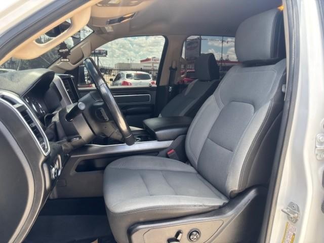 Ram 1500 Vehicle Image 11