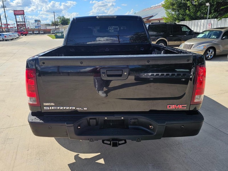 GMC Sierra 1500 Vehicle Image 04