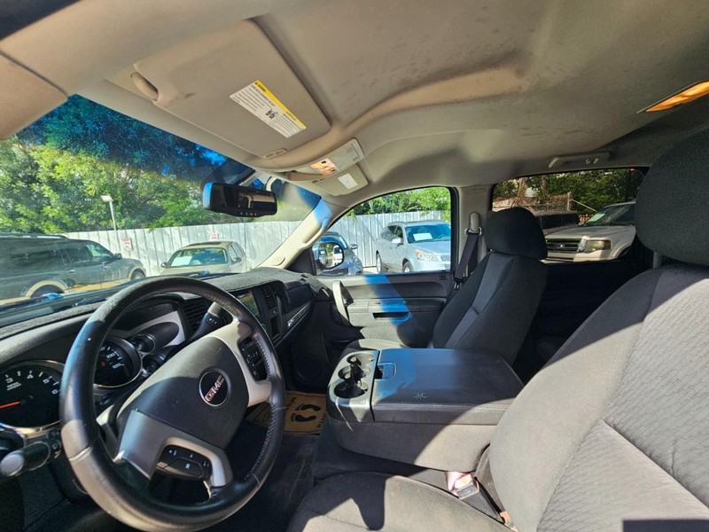 GMC Sierra 1500 Vehicle Image 10