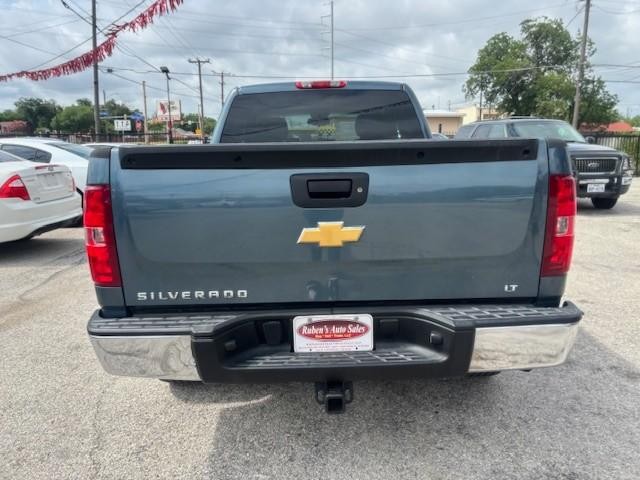 Chevrolet Silverado 1500 Vehicle Image 04