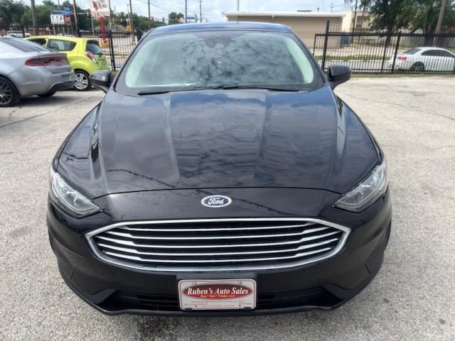 Ford Fusion Hybrid Vehicle Image 08