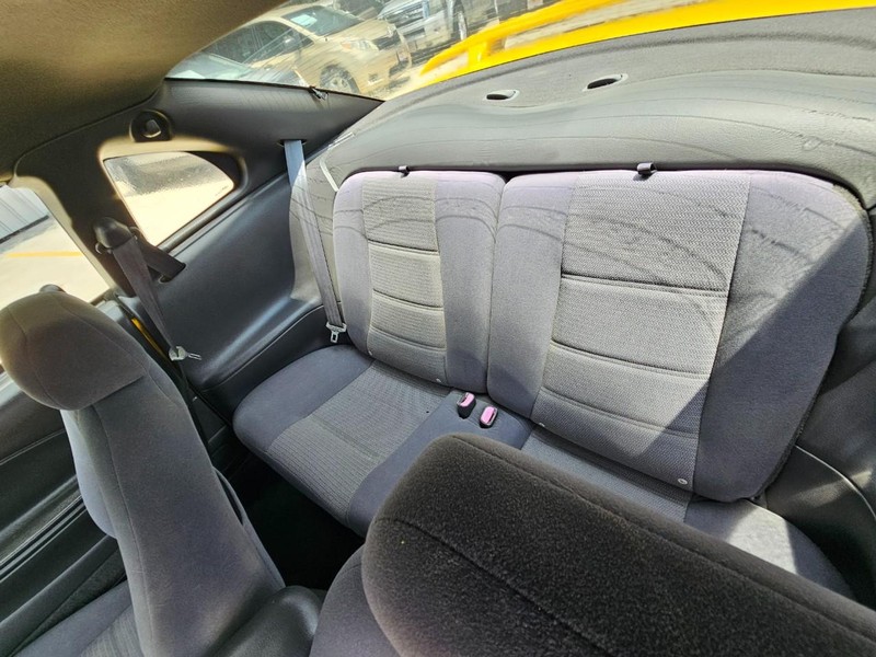 Ford Mustang Vehicle Image 12