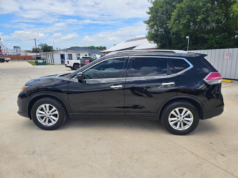 Nissan Rogue Vehicle Image 02