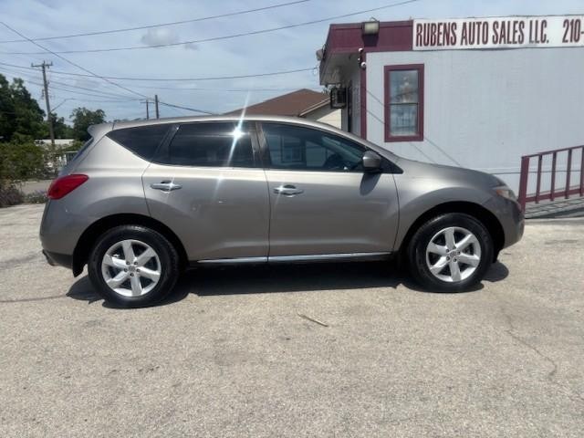 Nissan Murano Vehicle Image 06
