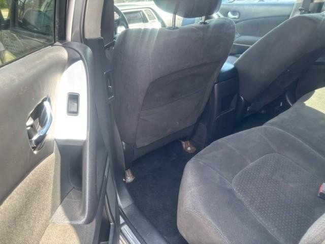 Nissan Murano Vehicle Image 13
