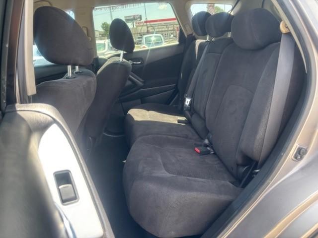 Nissan Murano Vehicle Image 14