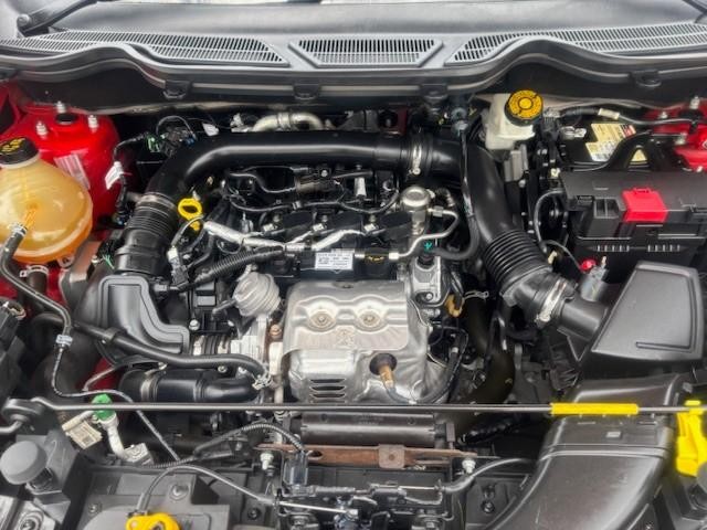 Ford EcoSport Vehicle Image 18