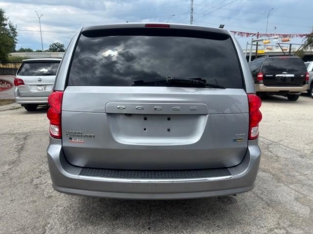 Dodge Grand Caravan Vehicle Image 04