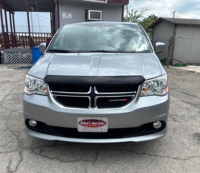 Dodge Grand Caravan Vehicle Image 08