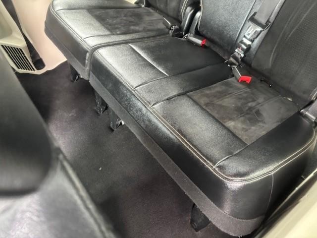 Dodge Grand Caravan Vehicle Image 15