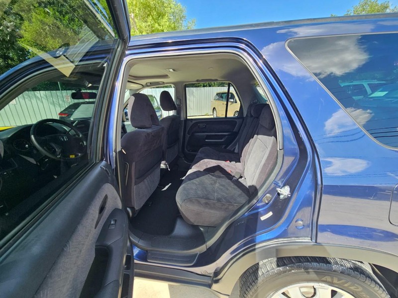 Honda CR-V Vehicle Image 13