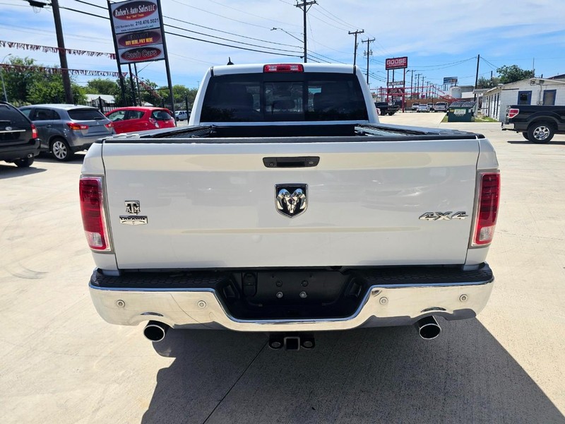 Ram 1500 Vehicle Image 04