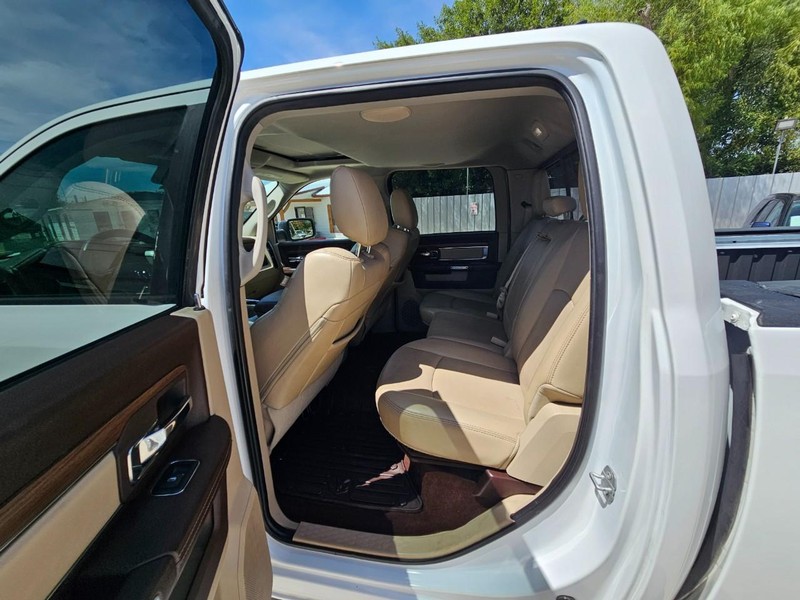 Ram 1500 Vehicle Image 12