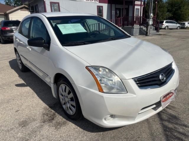 Nissan Sentra Vehicle Image 07