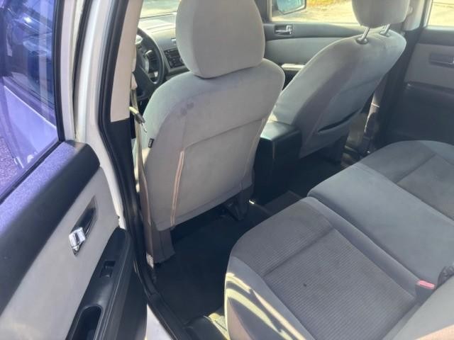 Nissan Sentra Vehicle Image 13