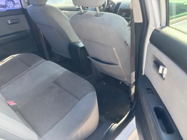 Nissan Sentra Vehicle Image 15