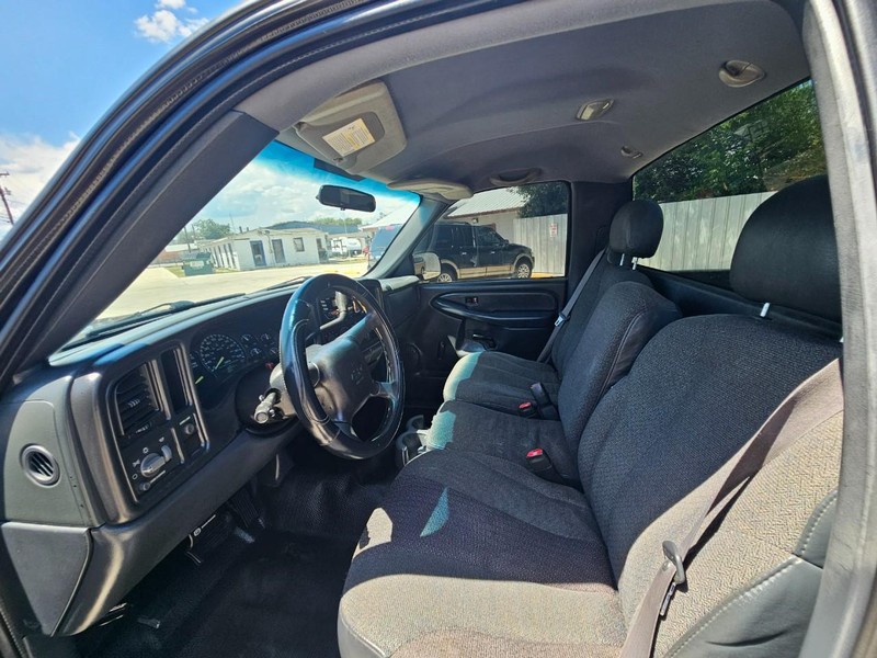 Chevrolet Silverado 1500 Vehicle Image 10