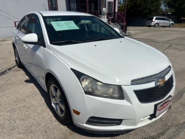 Chevrolet Cruze Vehicle Image 07