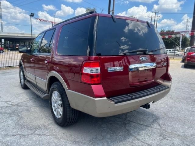 Ford Expedition Vehicle Image 03