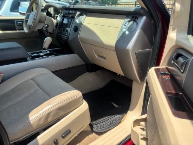 Ford Expedition Vehicle Image 20