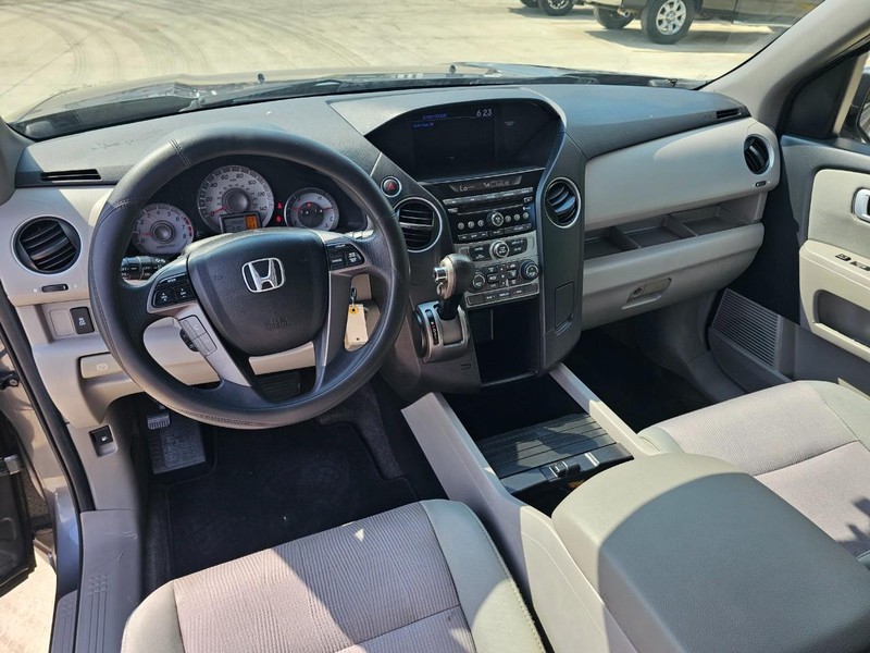 Honda Pilot Vehicle Image 14