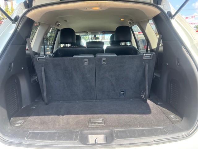 Nissan Pathfinder Vehicle Image 22