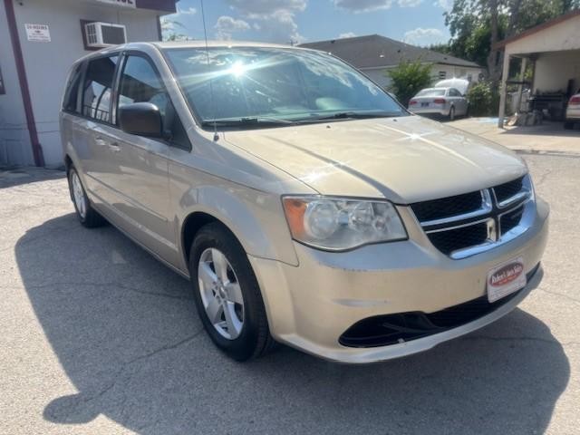 Dodge Grand Caravan Vehicle Image 07