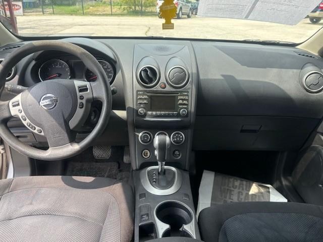 Nissan Rogue Select Vehicle Image 13