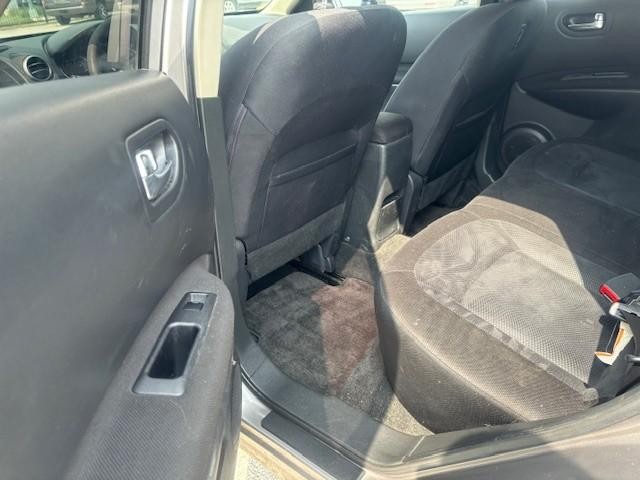 Nissan Rogue Select Vehicle Image 14
