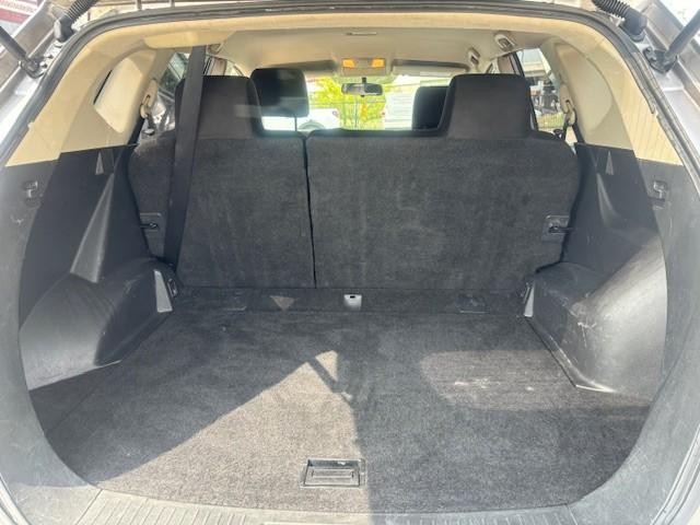 Nissan Rogue Select Vehicle Image 20