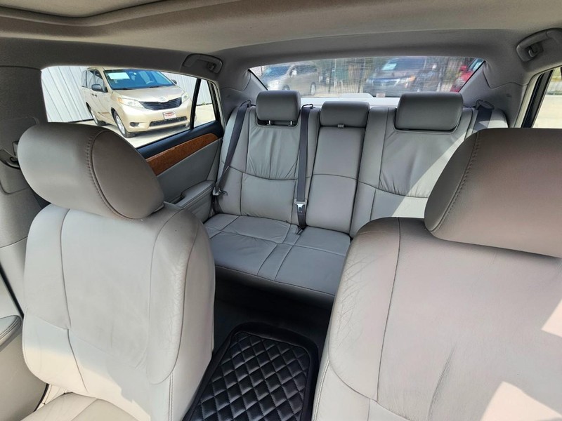 Toyota Avalon Vehicle Image 14