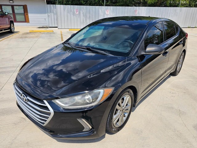 2017 Hyundai Elantra Limited's photo