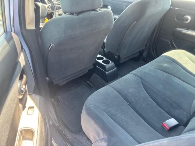 Nissan Versa Vehicle Image 12
