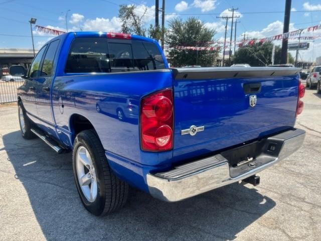 Dodge Ram 1500 Vehicle Image 03