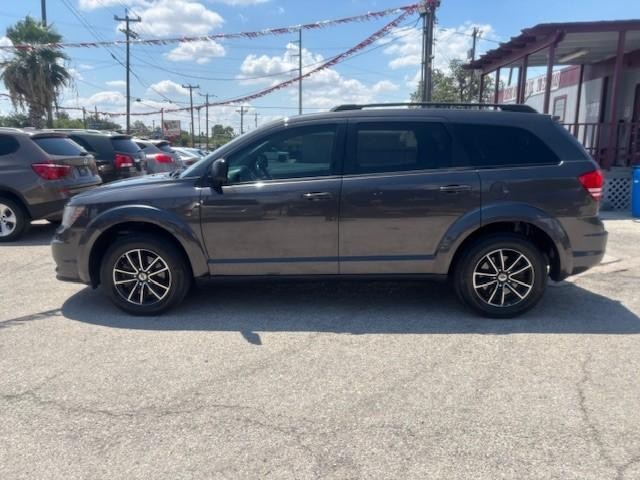 Dodge Journey Vehicle Image 02
