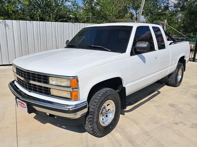 more details - chevrolet 1500 pickups