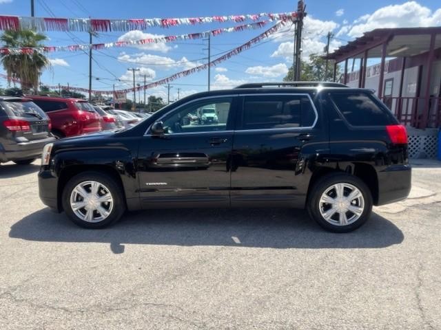 GMC Terrain Vehicle Image 02