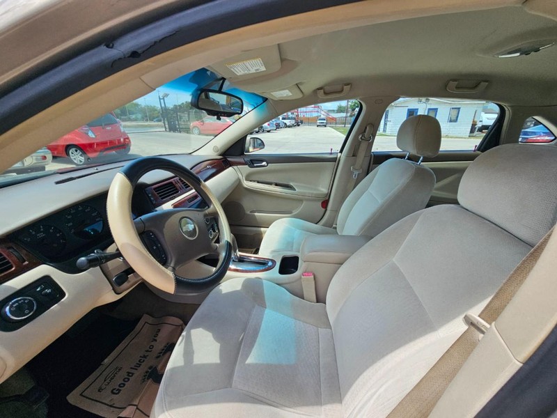 Chevrolet Impala Vehicle Image 07