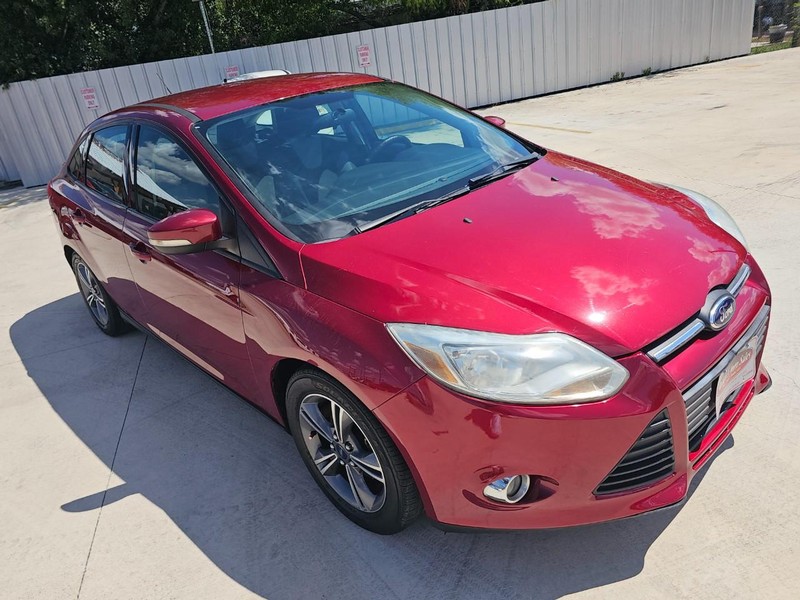 Ford Focus Vehicle Image 07
