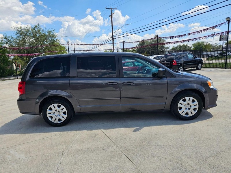 Dodge Grand Caravan Vehicle Image 08