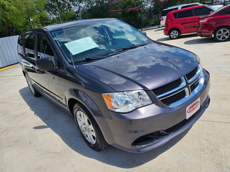 Dodge Grand Caravan Vehicle Image 09