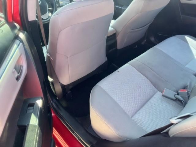Toyota Corolla Vehicle Image 13