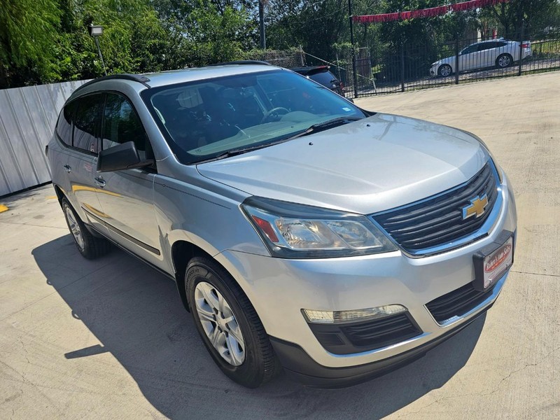 Chevrolet Traverse Vehicle Image 09