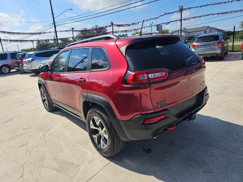 Jeep Cherokee Vehicle Image 07