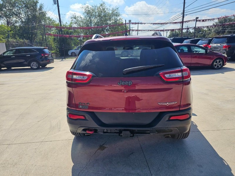 Jeep Cherokee Vehicle Image 08