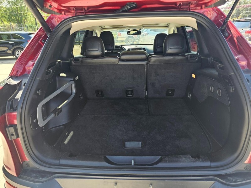 Jeep Cherokee Vehicle Image 11