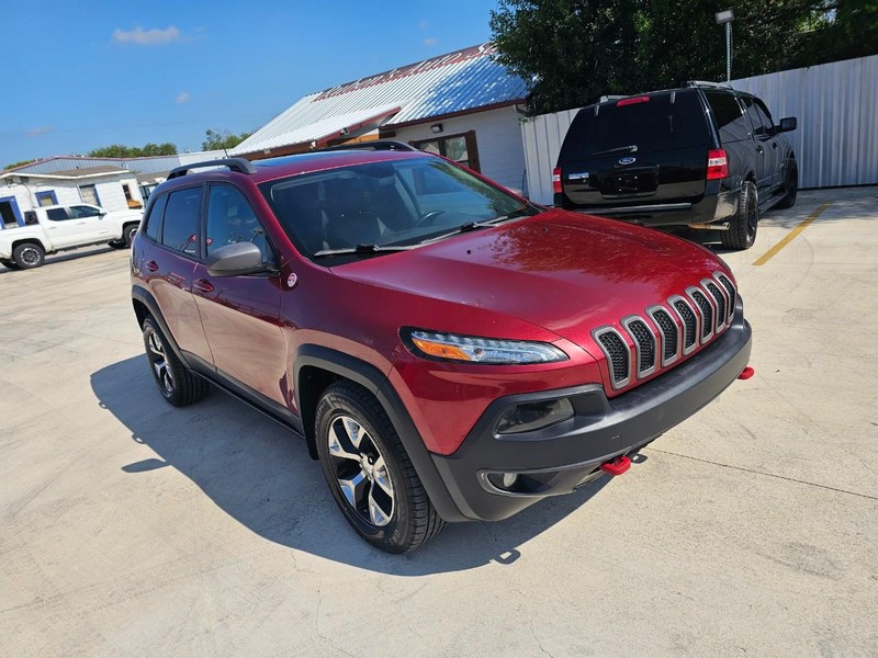 Jeep Cherokee Vehicle Image 14
