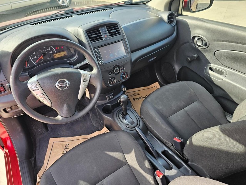 Nissan Versa Sedan Vehicle Image 22